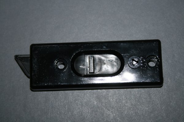 Champion Tilt Latch RH Black 51-62RH 3 3/8" x 1 3/16"