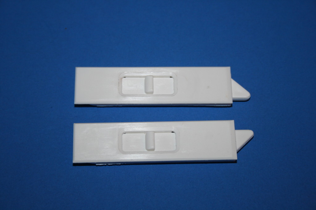 Traco Tilt Latch slide on pair 85853 2 7/8" x 3/4"