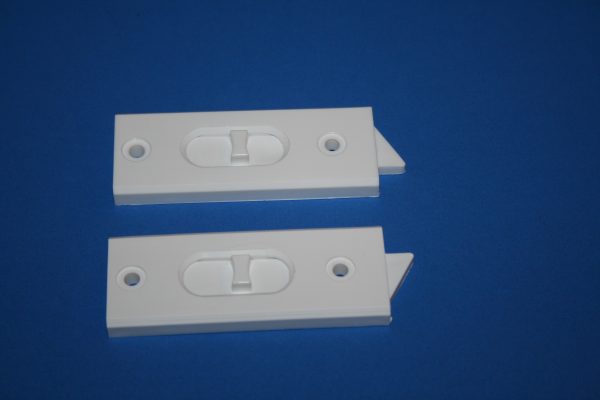 White Tilt Latch 2 7/8" X 1 3/32"  Set 900-19450WA