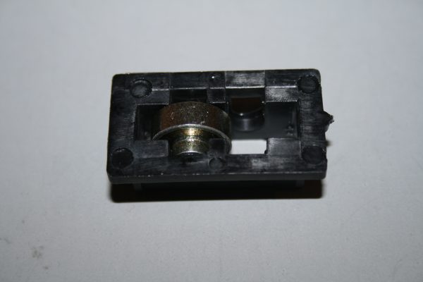 Acorn Sliding Window Roller Asy 52-676