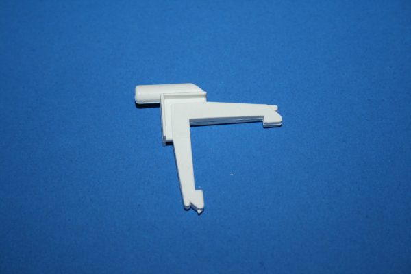 Universal Storm Window Corner Key 46-17