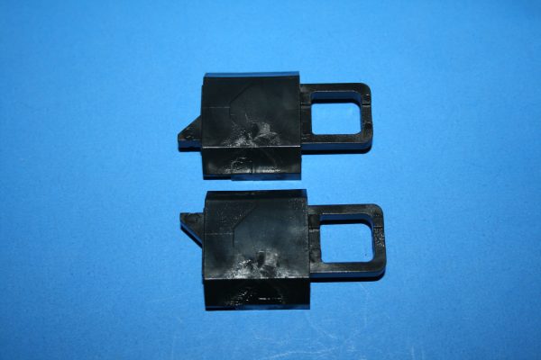 Keller Slide Tilt Latch 1 1/4" x 1 1/2" Black 83-600BA