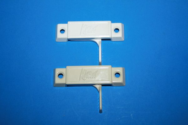 Kinro Sash Lock V3177KR White or Beige 2 7/8" x 3/4"
