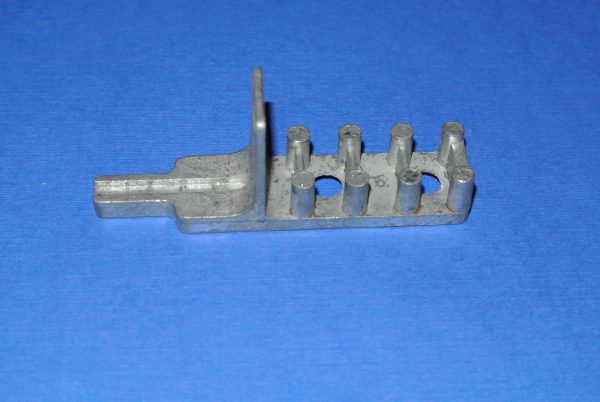 3 hole 900-18458 Pivot Bar 8 Pin  2 3/4" x 5/8"