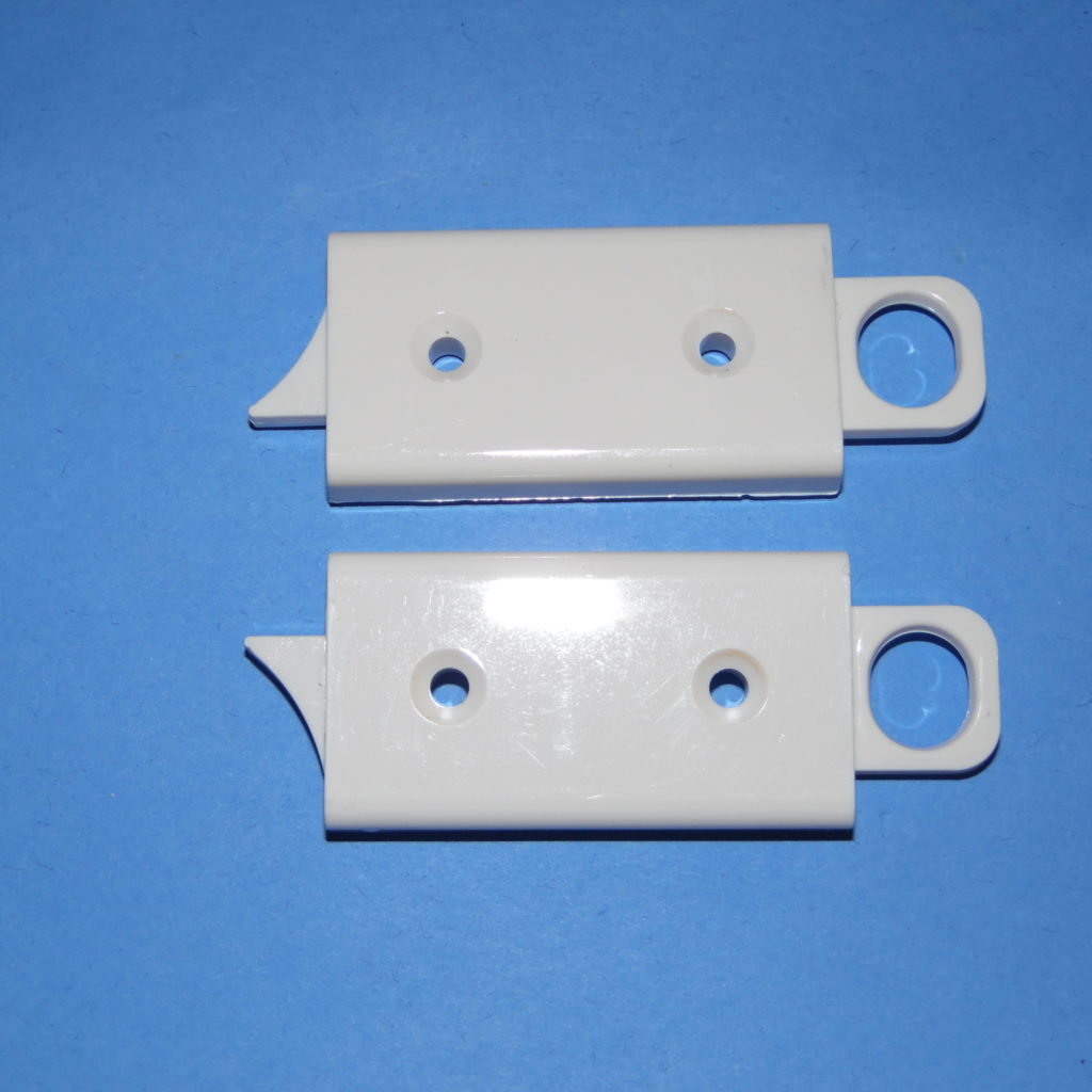 Certainteed Finger Tilt Latch Set 85793 White 2 3/8" x 1 1/4"