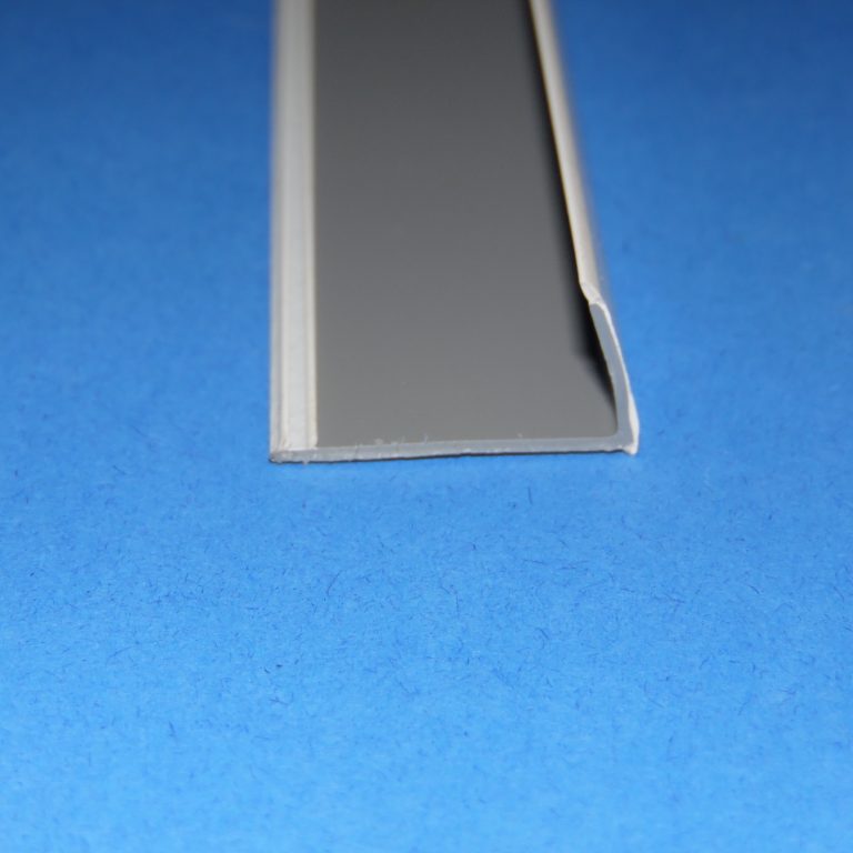 Hurd / Rivco SnapIn Vinyl Glazing Bead 65183W 5/8" x 1 1/16" White