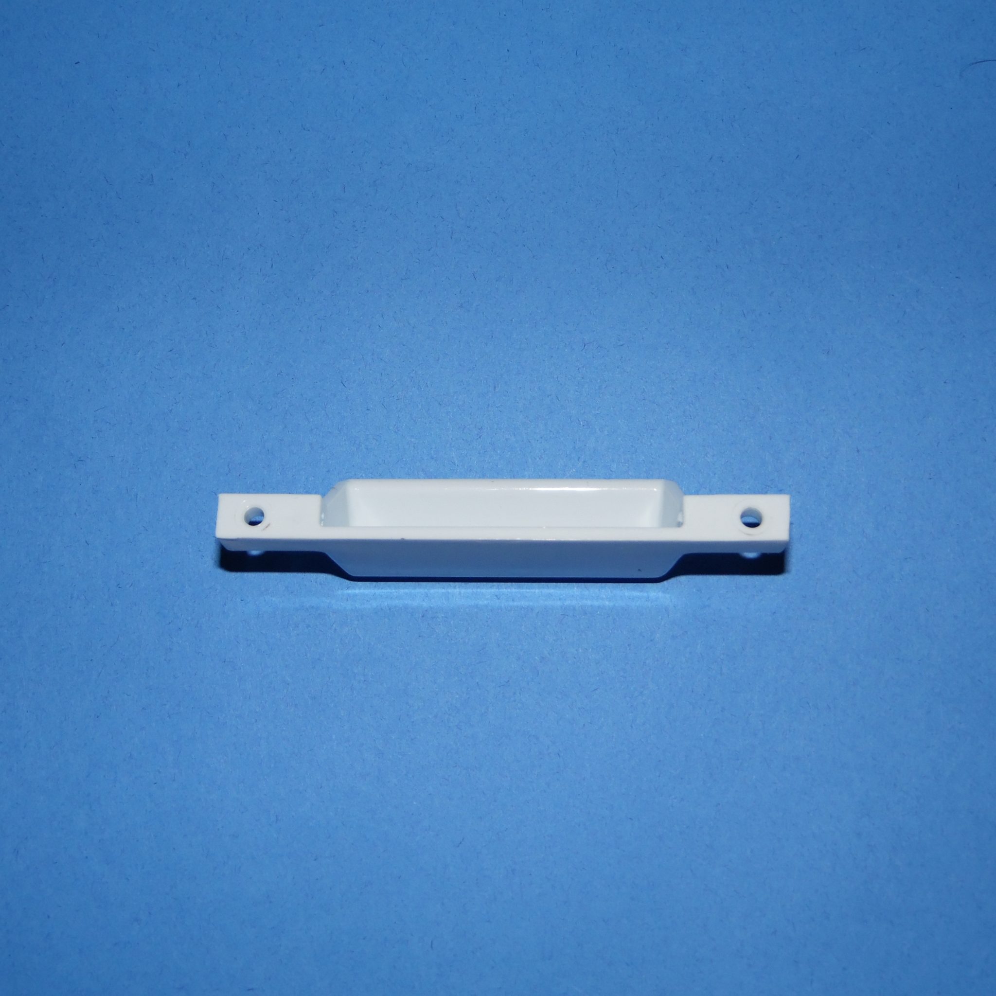 Plastic Lift Handle White 50873W 3 3/4" x 5/16"